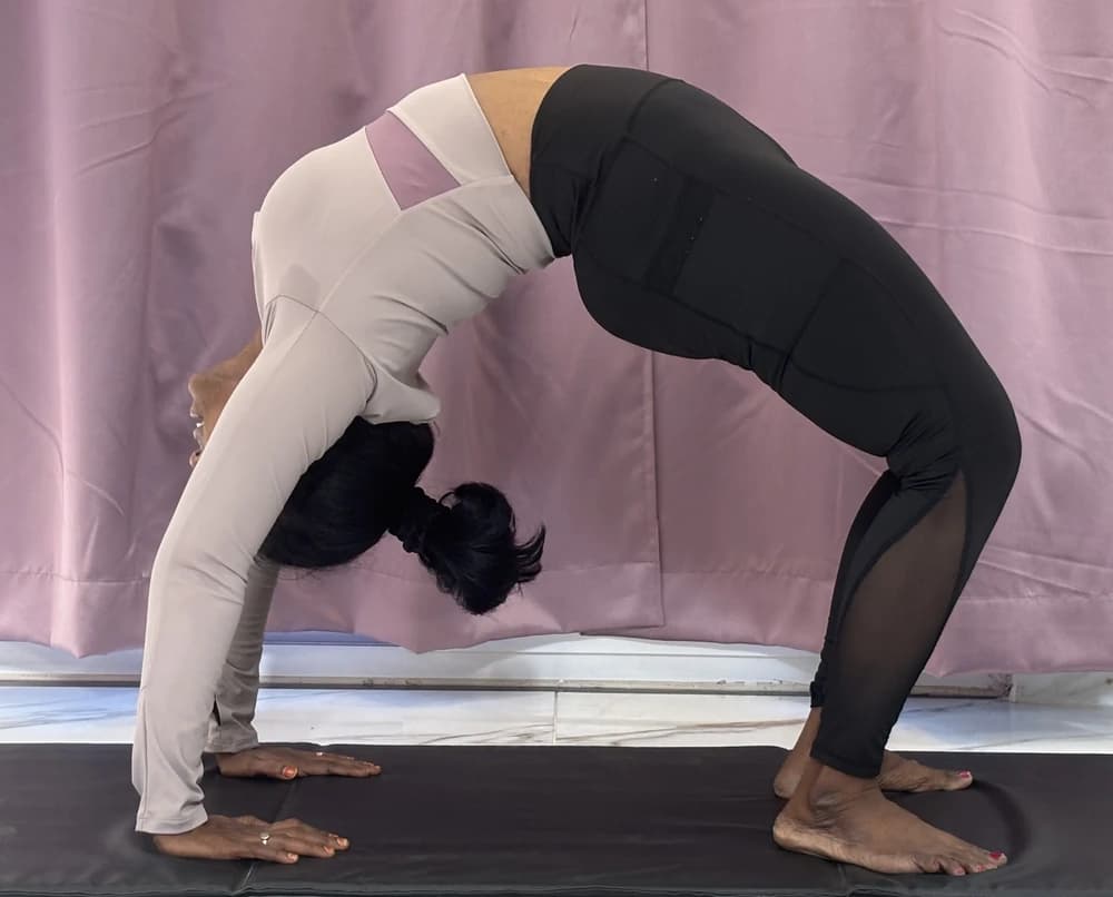 Balanced pose